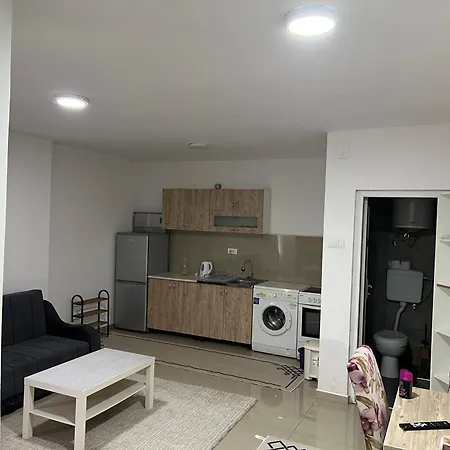 Melvina Apartment Pancevo Exterior photo